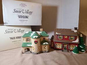 lot 2047 image: Snow Village Palos Verdes 1988 Handpainted Ceramic Buildingand Dutch Colonial