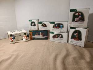 lot 2109 image: Department 56 North Pole Series Collectible Figurines Lot