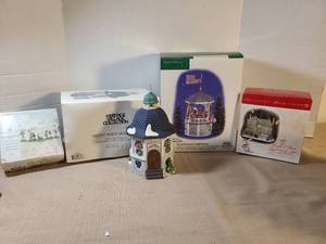 lot 2119 image: Department 56 Silent Night Music Box and Gazebo music box  Heritage Village Collection