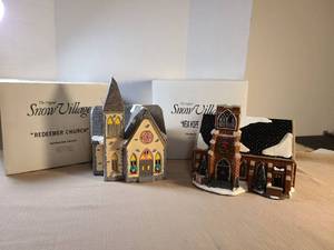 lot 2140 image: The Original Snow Village Redeemer Church and New Hope Church Ceramic Handpainted Set