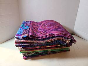 lot 2162 image: Patterned Fabric