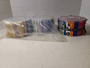 lot 2184 image: Fabric Jelly Roll Bundle
