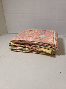 lot 2287 image: Floral Print fabric
