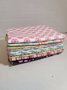 lot 2376 image: Fabric