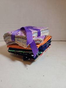 lot 2382 image: Fabric Bundle