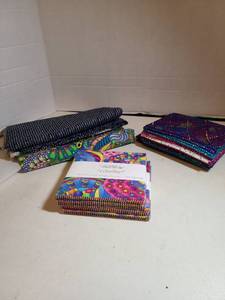 lot 2407 image: Moda Color Play 22 Squares 100% Cotton Fabric Charm Pack