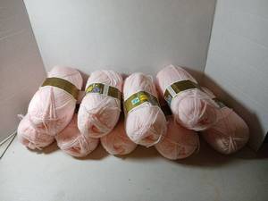 lot 2430 image: Lot of Pink Yarn Balls Knitting Worsted Weight