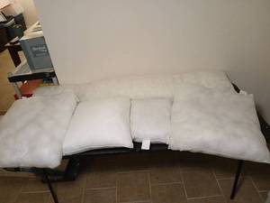 lot 2440 image: Better Homes Pillows 100% Polyester Fiber Fill