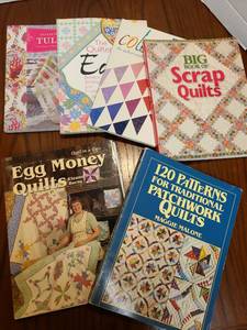 lot 2524 image: Quilting books.