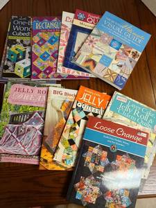 lot 2525 image: Quilting books