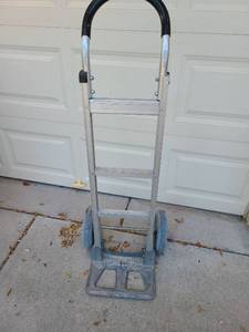 lot 3010 image: ULine H-1361 industrial hand truck