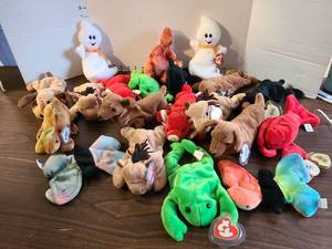 lot 3117 image: Ty Beanie Babies Lot