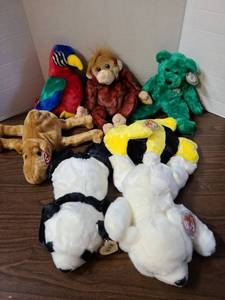 lot 3121 image: Ty Beanie Babies Lot