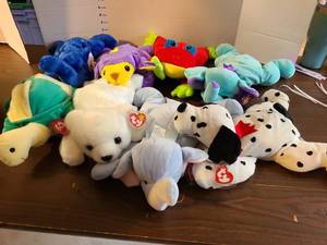 lot 3122 image: Ty Beanie Babies