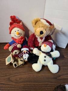 lot 3131 image: Russ bears and Boyd bears