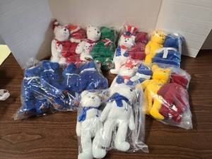 lot 3140 image: Limited Treasures Plush Stuffed Animal Bears