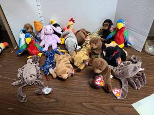 lot 3208 image: Ty Beanie Babies