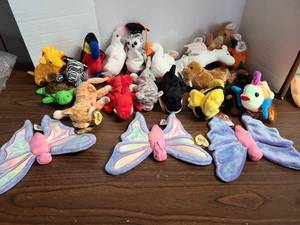 lot 3218 image: Ty Beanie Babies
