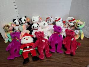 lot 3219 image: Ty Beanie Babies