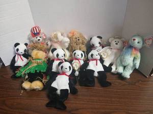 lot 3244 image: Ty Beanie Babies