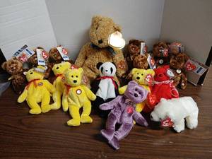 lot 3304 image: Ty Beanie Babies