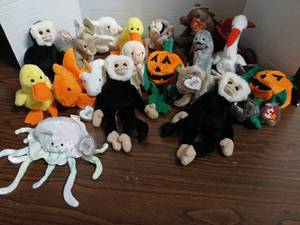 lot 3307 image: Ty Beanies Babies