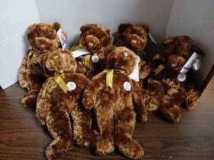 lot 3309 image: Ty Beanie Babies Plush Bears