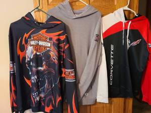 lot 7060 image: Mens hoodies, including Harley Davidson and Corvette, XL