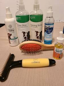 lot 7136 image: Pet care products