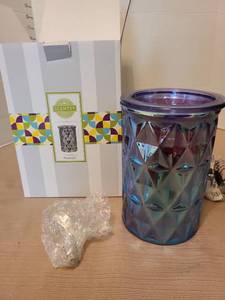 lot 7167 image: Scentsy warmer, Prismatic