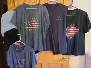 lot 7206 image: T-shirts, M, L
