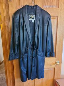 lot 7215 image: Ladies J.F.S. Signature Leather Coat, black, size S