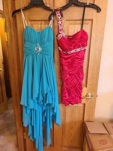 lot 7216 image: Junior formal dresses, size 34 and M