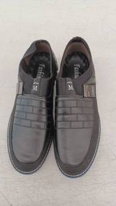 lot 10940 image: Black Quilted Slip-On Loafer Shoes Size 44