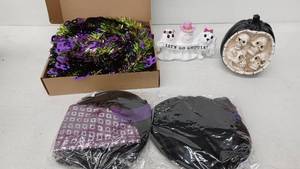 lot 10960 image: Halloween Lot