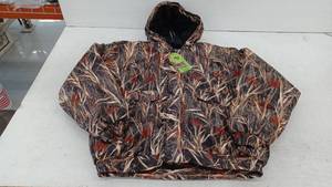 lot 11024 image: Camo Duck Hunting Jacket with Hood, Large
