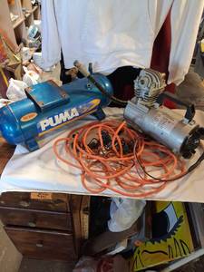 lot 112 image: PUMA Air Compressor Model PD-1006 1HP 125 PSI 1.5 Gallon Tank