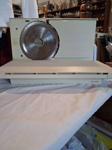 lot 128 image: Rival Portable Electric Food Slicer