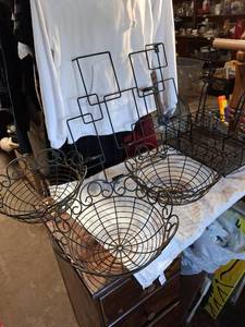 lot 130 image: Wire Baskets with Scrolled Handles 3-Piece Set