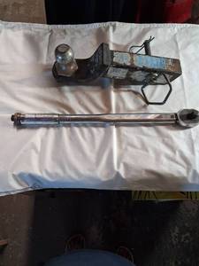 lot 150 image: Trailer Hitch Ball Mount with 2 Inch Torque Wrench