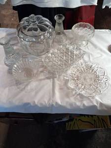 lot 151 image: Glass Tableware Lot 8 Pieces Bowls Pitcher Covered Dish Decanter