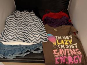 lot 3 image: Children Mixed Clothing Lot - 5 Pieces size 6