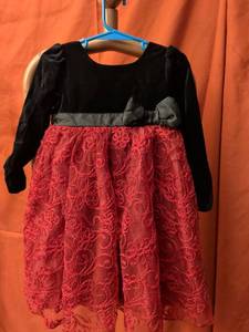 lot 7 image: Heirloom Red Lace Girls Dress Size 3T