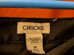 lot 29 image: Cherokee Girls Jeans Size 10
