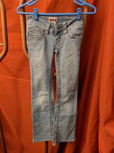 lot 31 image: Whodunit Jeans Girls Light Wash Denim Pants size 00