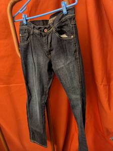 lot 44 image: Southpole Jeans Size 29 Embroidered Back Pockets
