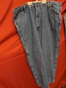 lot 64 image: Rustler Regular Fit Straight Leg Jeans 46 x 30