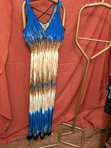lot 75 image: Romantica XL Polyester Ballroom Dance Dress Blue Gold White