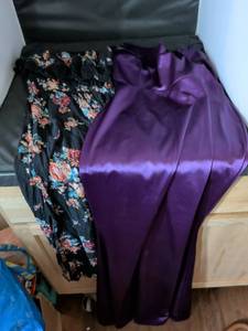 lot 125 image: Womens Clothing Lot 2 Pieces Purple Dress Floral Print Dress