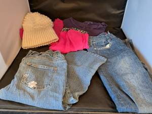 lot 132 image: Clothing Lot 8 Items Jeans Shirts Beanie Kids
